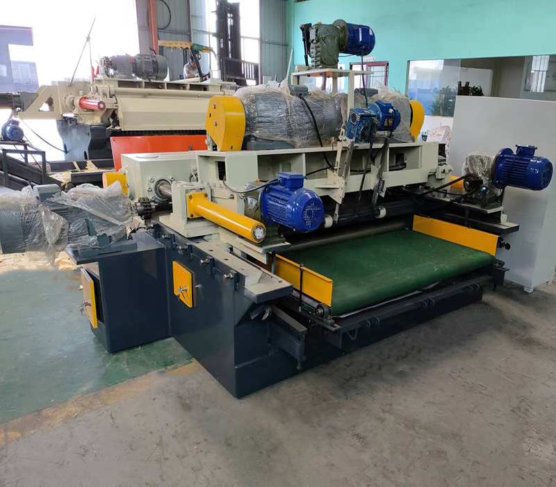 Veneer peeling machine